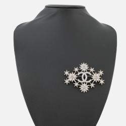 Pre Owned Chanel Star Rhinestone Brooch Gold Plated Rhinestone