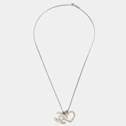 Pre Owned Chanel CC Heart Chain Necklace Silver