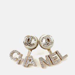 Pre Owned Chanel Gold Tone Metal earrings