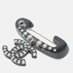 Pre Owned Chanel Black brooch