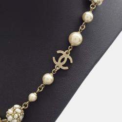 Pre Owned Chanel pearl necklace