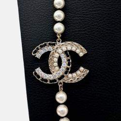 Pre Owned Chanel pearl necklace