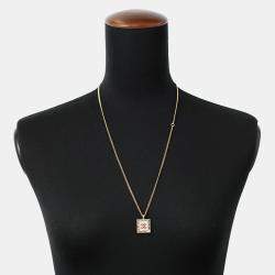 Pre Owned Chanel Cc Logo Rhinestone Necklace Pink/Gold Gold Plated Rhinestone