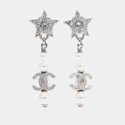 Pre Owned Chanel 2020 Silver Tone Pearl Star CC Drop Earrings