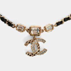 Pre Owned قلادة شانيل شوكر سي سي كريستال لون فضي ٢٠٢٣