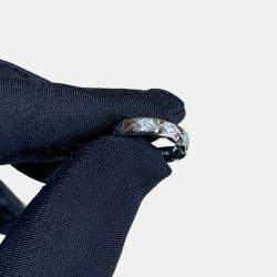 Pre Owned أقراط شانيل كوكو مرصعة بالألماس ذهب أبيض كليبس