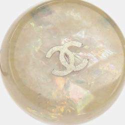 Pre Owned Chanel Button Earrings Clip-On White