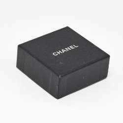 Pre Owned أقراط شانيل CC لون ذهبي