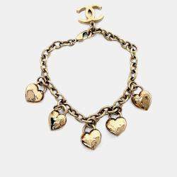 مملوكة مسبقًا Chanel heart-embellished bracelet
