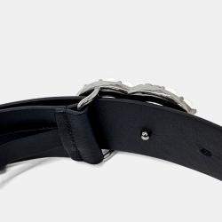 مملوكة مسبقًا Chanel Black leather logo belt