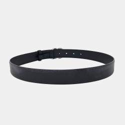 مملوكة مسبقًا Chanel Black leather logo belt