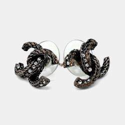 Pre Owned Chanel metal logo earrings