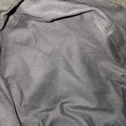 مملوكة مسبقًا قبعة شانيل سوداء ت�يري بشكل دلو