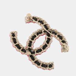 مملوكة مسبقًا Chanel Cc Logo Brooch Black/Pink/Gold Metal Calf Leather