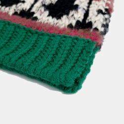 مملوكة مسبقًا وشاح شانيل متعدد الألوان