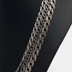 مملوكة مسبقًا قلادة لؤلؤ شعار شانيل مطلية بالفضة