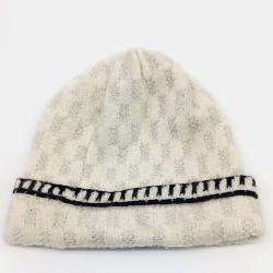 مملوكة مسبقًا Chanel Beige Beanie