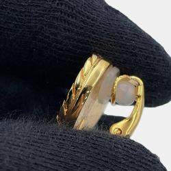 Pre Owned أقراط شانيل CC بشعار الدنيم وتصميم القلب مطلية بالذهب وراتنج بلون كحلي