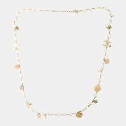 مملوكة مسبقًا Chanel 13C Gold Pearl & Camellia Necklace
