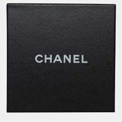 مملوكة مسبقًا Chanel 13C Gold Pearl & Camellia Necklace