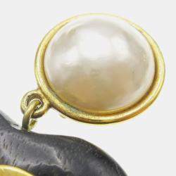 Pre Owned أقراط شانيل كلوب أون قلب دالّي بلؤلؤ صناعي وأسود 28