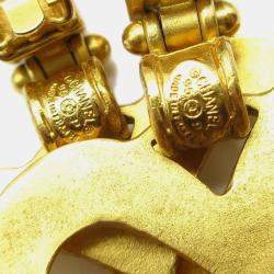 Pre Owned أقراط دلاية قلب شانيل بتثبيت كليب ذهبية