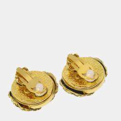 مملوكة مسبقًا Chanel Button Earrings Clip-On Gold Artificial Pearl