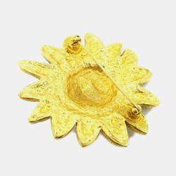 Pre Owned دبوس بروش أسد شانيل ذهبي