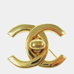 Pre Owned بروش دبوس شانيل قفل ذهبي كبير الحجم