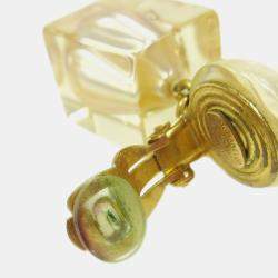 مملوكة مسبقًا أقراط شانيل بلؤلؤ صناعي متدلية مشبك أكريليك