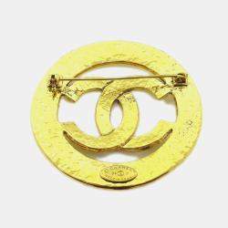 Pre Owned Chanel Medallion Brooch Pin Gold