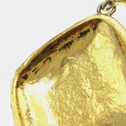 مملوكة مسبقًا Chanel Quilted Bow Dangle Earrings Clip-On Gold