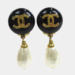 مملوكة مسبقًا Chanel Artificial Pearl Dangle Earrings Clip-On Black