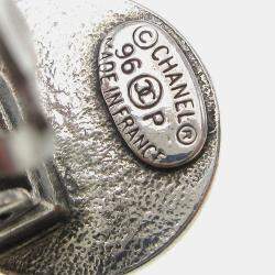 مملوكة مسبقًا Chanel Medallion Dangle Earrings Gold Silver Clip-On