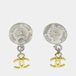 مملوكة مسبقًا Chanel Medallion Dangle Earrings Gold Silver Clip-On