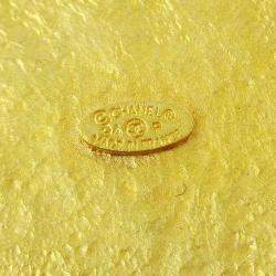 مملوكة مسبقًا Chanel Medallion Brooch Pin Gold