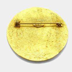 Pre Owned بروش دبوس شانيل ميدالية ذهبية