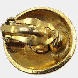 مملوكة مسبقًا أقراط شانيل الزر مشبك ذهبية اللون