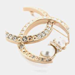 Pre Owned بروش شانيل على شكل قطة مزين بالكريستال واللؤلؤ المعد ني الذهبي اللون CC