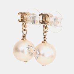 Pre Owned أقراط شانيل خرز قلب ولؤلؤ زائف