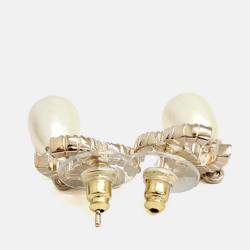مملوكة مسبقًا Chanel Gold Plated Pearl Logo Earrings