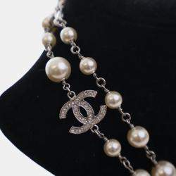 Pre Owned Chanel Crystal Pearl CC Necklace