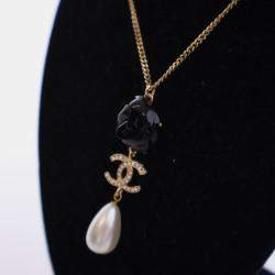 مملوكة مسبقًا Chanel Crystal Camellia Pearl Drop Necklace