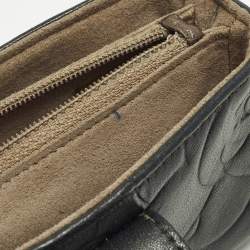 Pre Owned حقيبة هاتف شانيل CC O جلد مبطن فضي