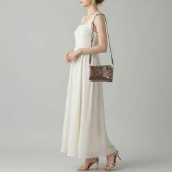 Pre Owned حقيبة هاتف شانيل CC O جلد مبطن فضي