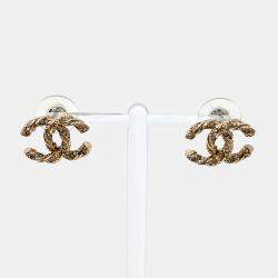Pre Owned Chanel Gold Plated Logo Earrings