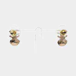 مملوكة مسبقًا أقراط شانيل معدنية