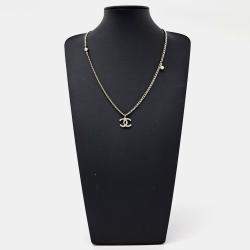 Pre Owned قلادة شعار شانيل