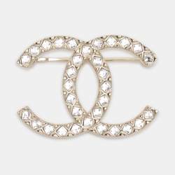 مملوكة مسبقًا Chanel CC Crystal Gold Tone Brooch