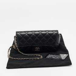 مملوكة مسبقًا Chanel CC Black Caviar Quilted Leather Glasses Case with Chain